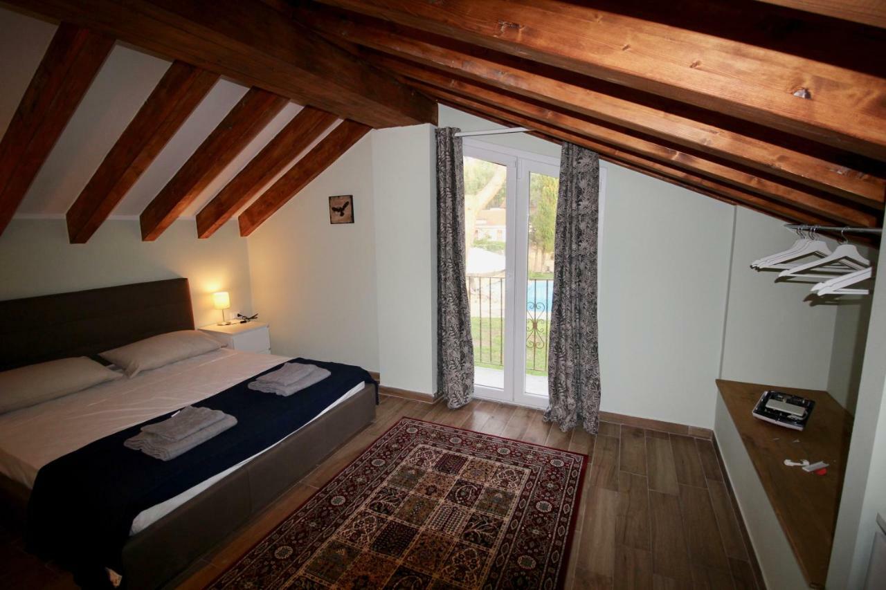 Katana Suites Beach Agnone Bagni Exteriér fotografie