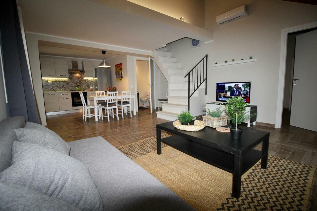 Katana Suites Beach Agnone Bagni Exteriér fotografie